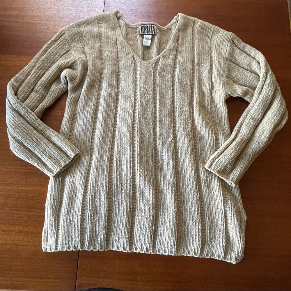 Vintage Forenza Chunky Long Sleeve V-neck Sweater Beige Cream color Size Medium